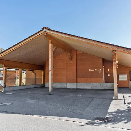 Апартаменты Chesa Rivarel - *