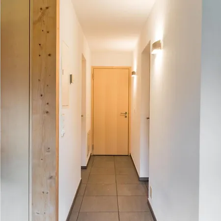 Chesa Rivarel - 公寓